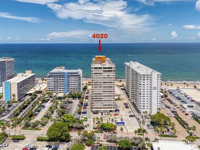 Building Photo - 4020 Galt Ocean Dr