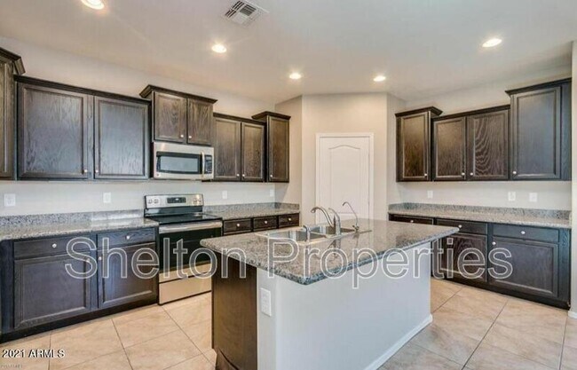 Building Photo - 3831 S 185th Ln