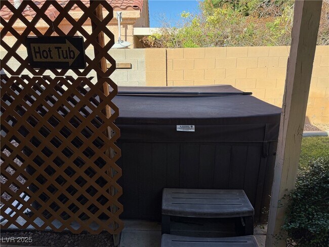 Building Photo - 3416 Coconino Ln