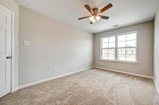 Building Photo - 17135 Wilthorne Colony Ct