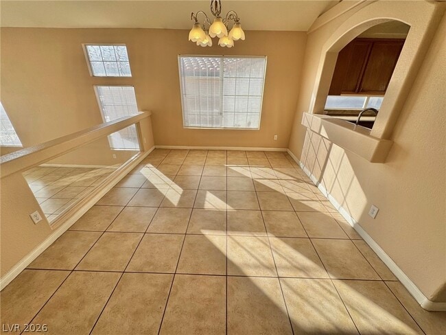 Building Photo - 2514 Quail Canyon Ave