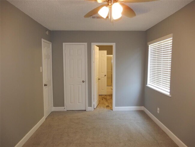 Building Photo - 26612 Quail Ct