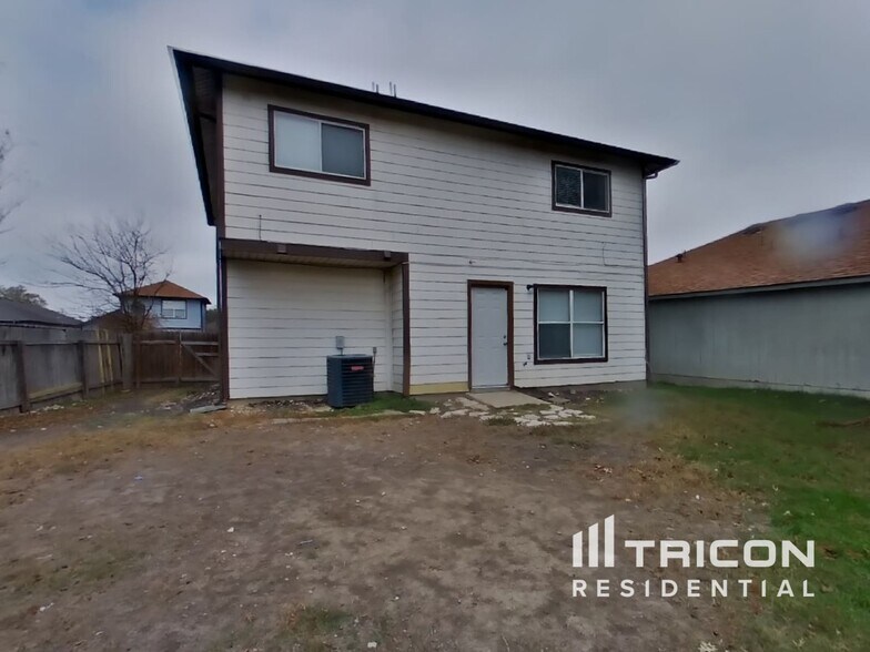 Building Photo - 10170 Paddlefish Creek