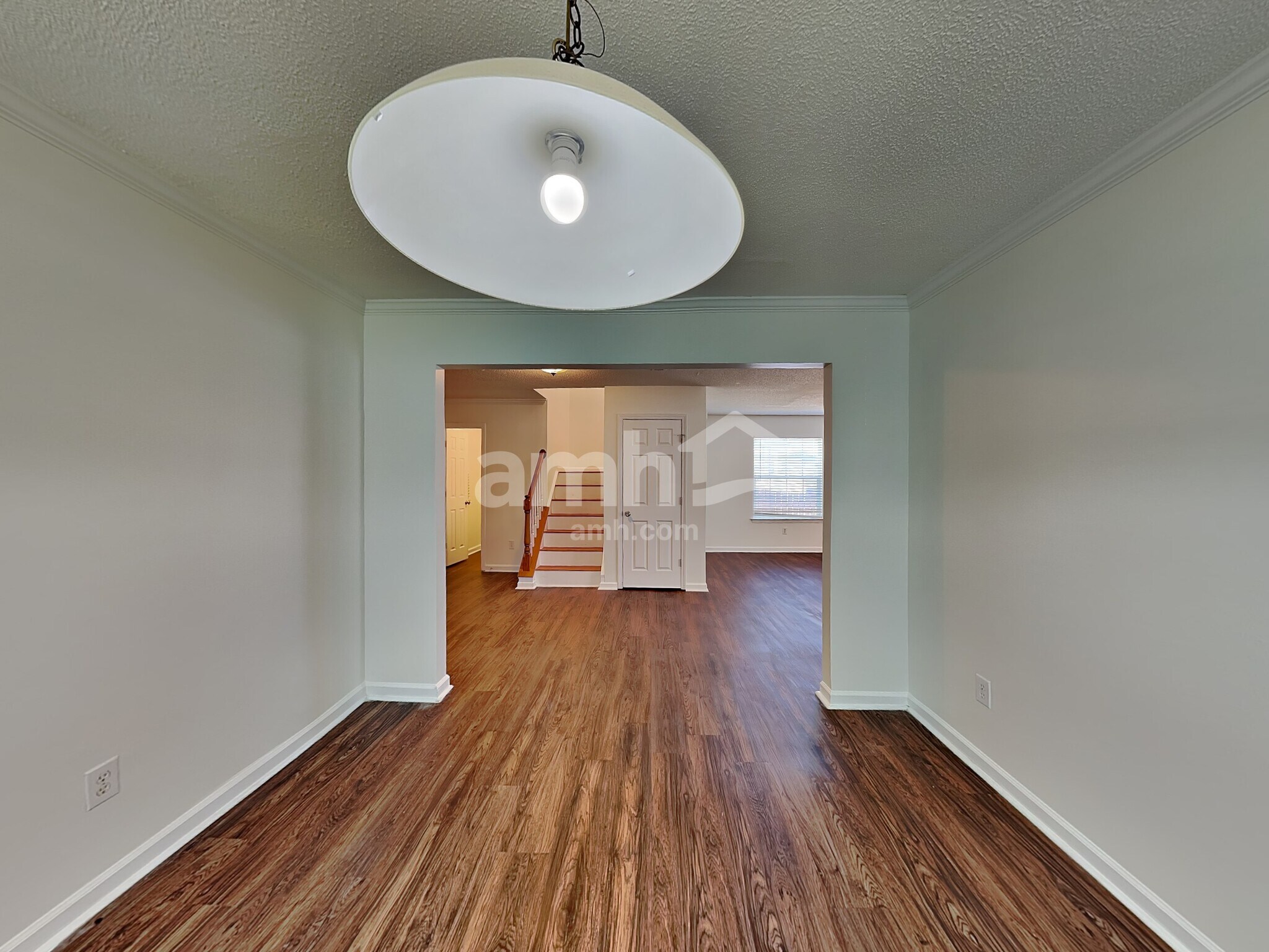 Building Photo - 1014 Holly Park Dr