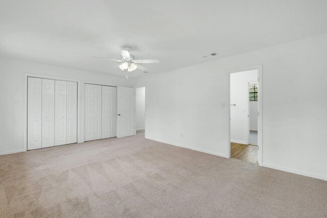 Building Photo - 1305 Cross Creek Cir