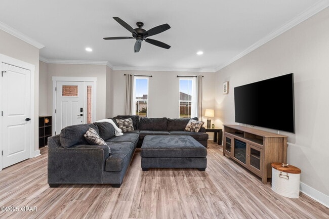 Building Photo - 4419 Conifer Ln