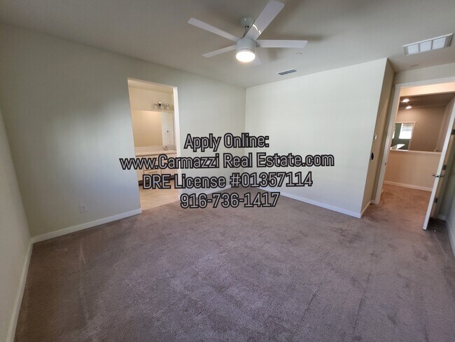 Building Photo - 3224 Finch Ln
