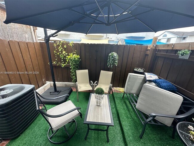 Building Photo - 12025 SW 18th St