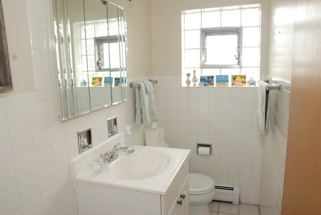 Building Photo - 640 56th Pl