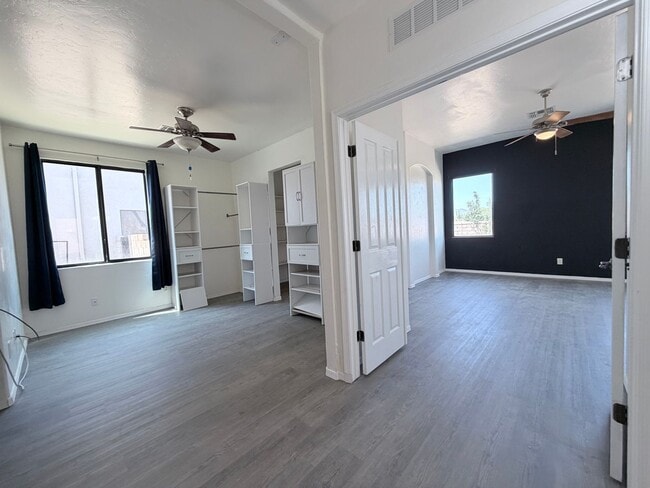Building Photo - 1024 Horner Dr