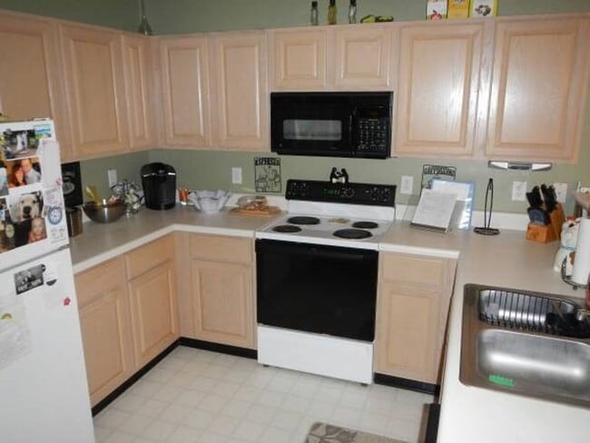 Building Photo - Durham / 2BR Townhouse of Pope Rd AVAIL