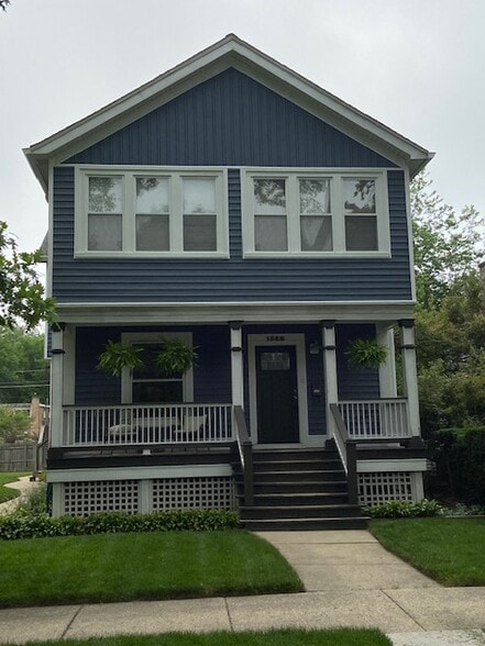 Front of Building - 1566 Dewey Ave