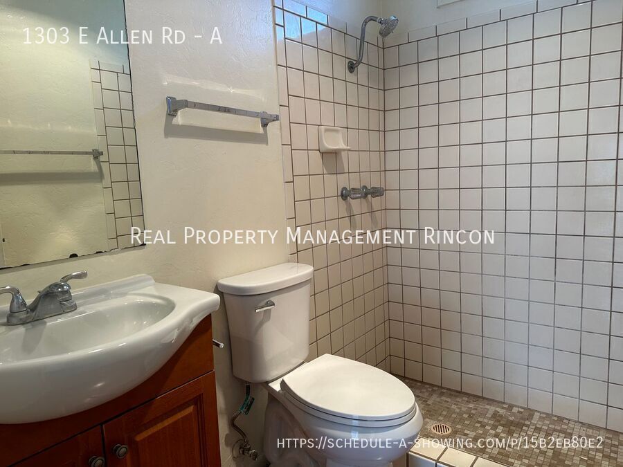 Building Photo - 1303 E Allen Rd