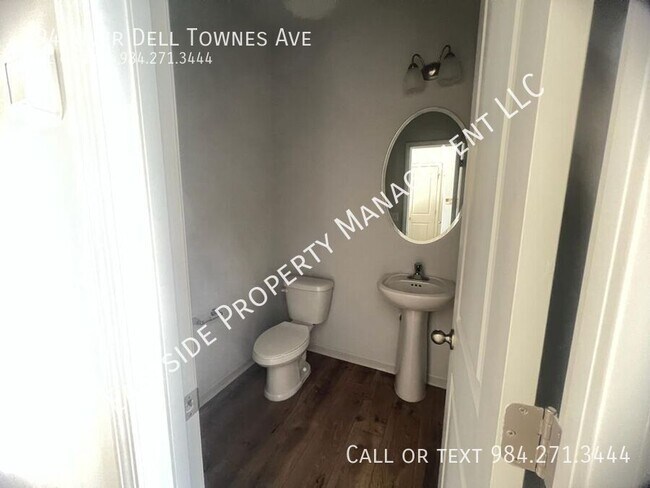 Building Photo - 694 River Dell Townes Ave.