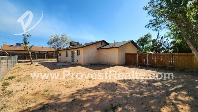 Building Photo - 13261 Mohawk Rd