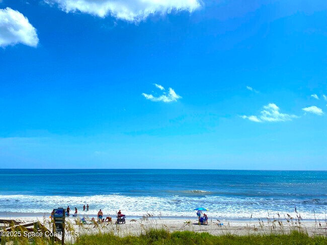 Building Photo - 2035 Jimmy Buffett Mem Hwy