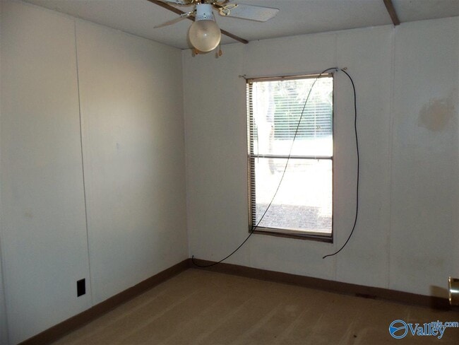 Building Photo - 140 Chestnut Rd