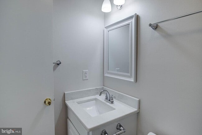 Building Photo - 9620 Masterworks Dr