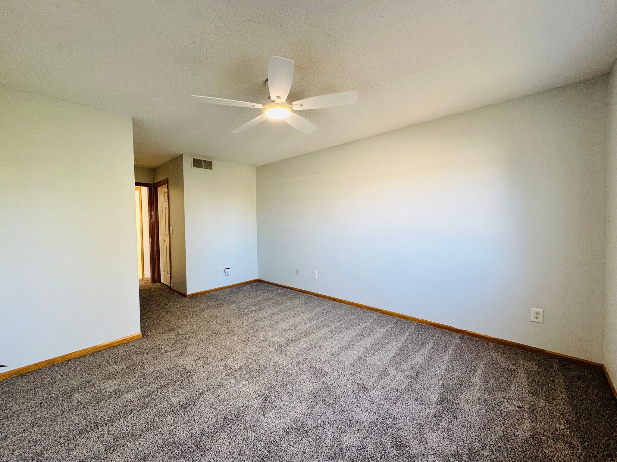 Building Photo - 7425 Wistful Vista Dr