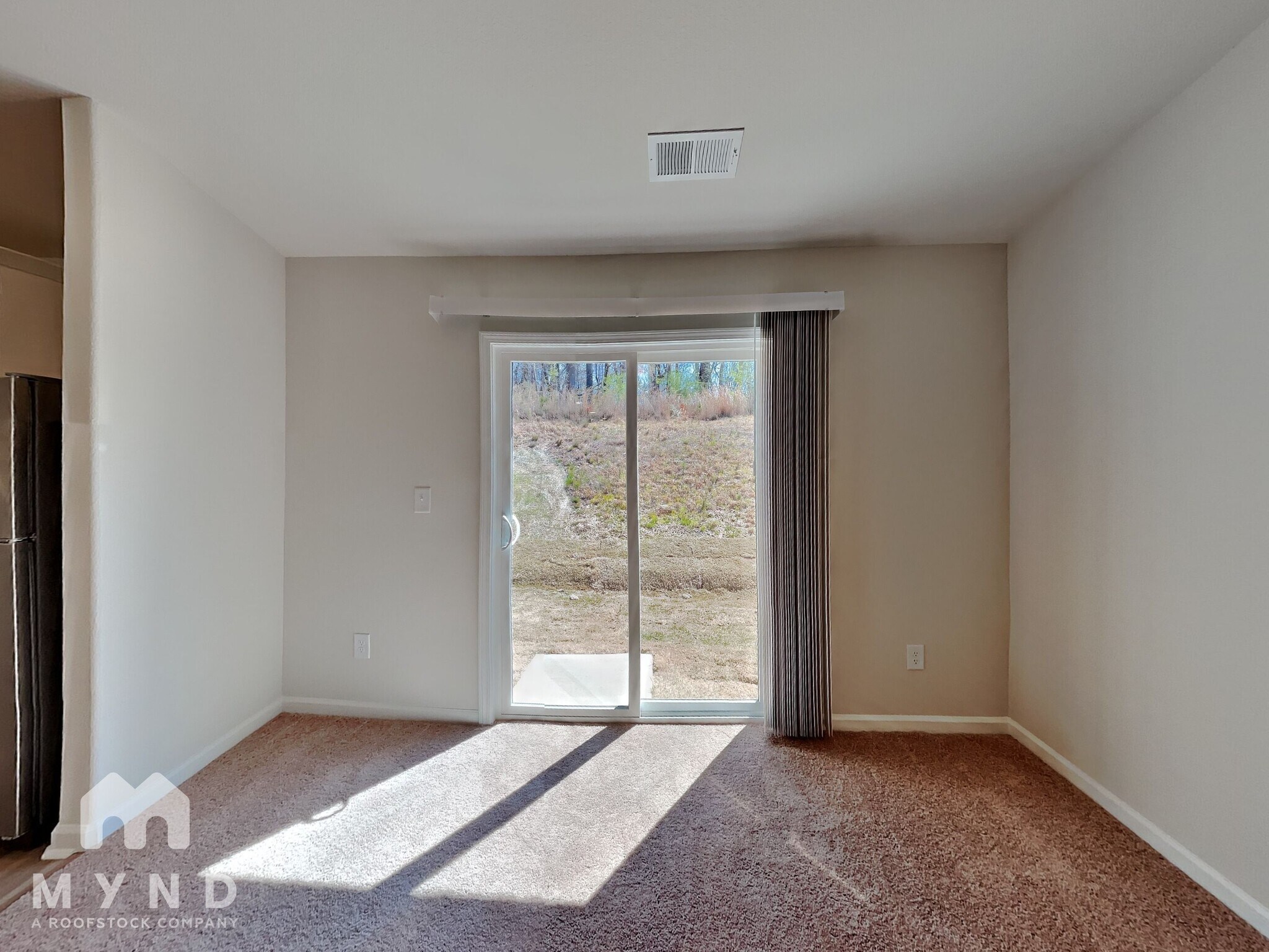 Building Photo - 380 Taverners Ln