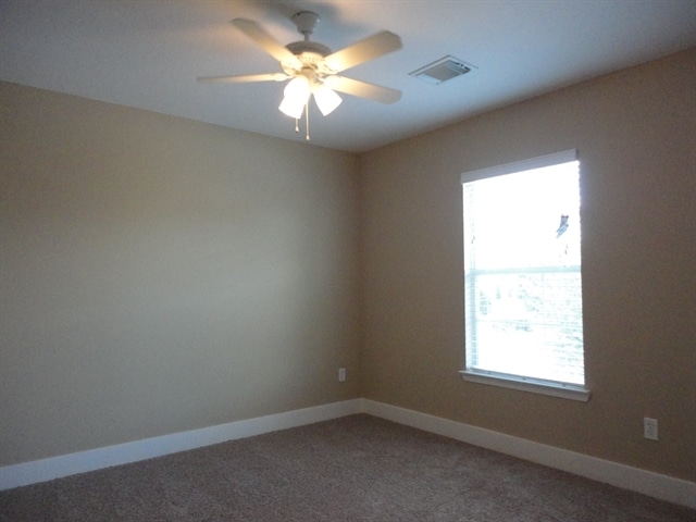 Building Photo - 802 Dragonfly Dr