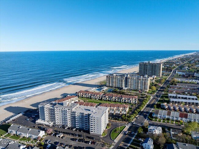 Building Photo - 675 Ocean Ave N
