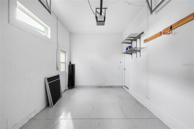 Building Photo - 4123 Windcrest Dr