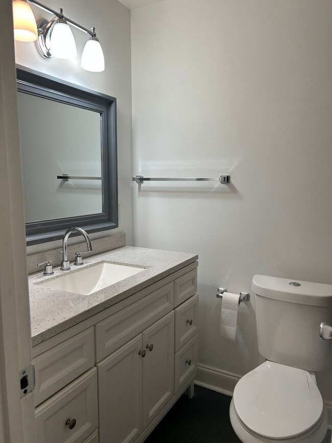 Building Photo - Great home in a Great Denham Springs Location
