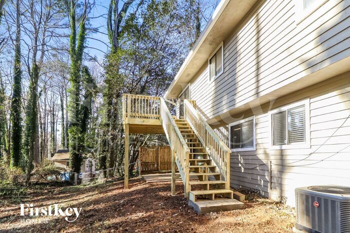 Building Photo - 1006 Park Forest Trail NW
