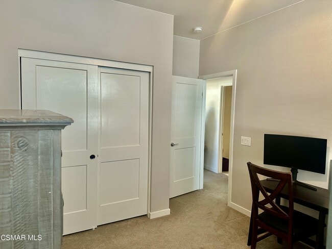 Building Photo - 139 Farmhouse Dr