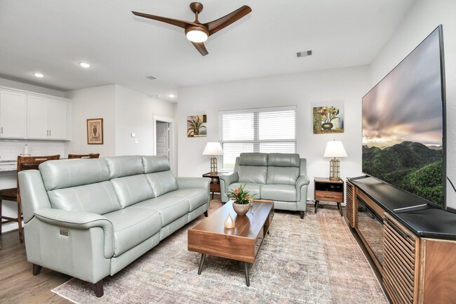 Building Photo - 4653 Cleo Day Dr