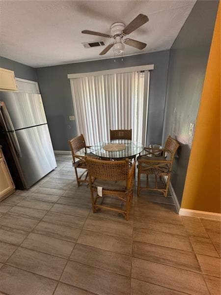 Building Photo - 2578 Shadowbrook Dr