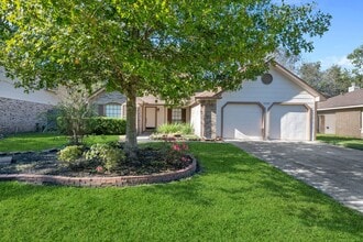 Building Photo - 2835 Twin Knolls Dr