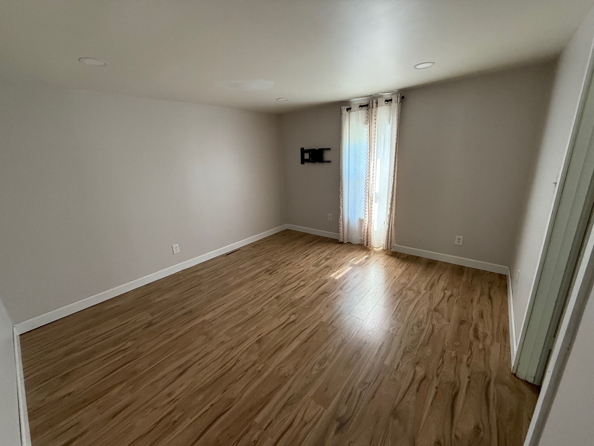 Bedroom - 1621 Magnolia Ave