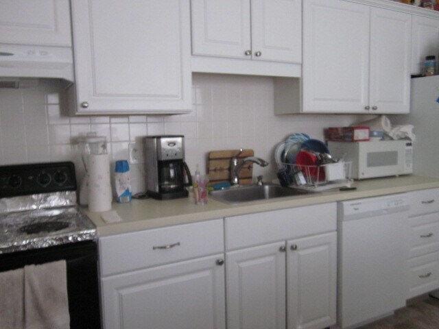 Building Photo - 46 Rustic St