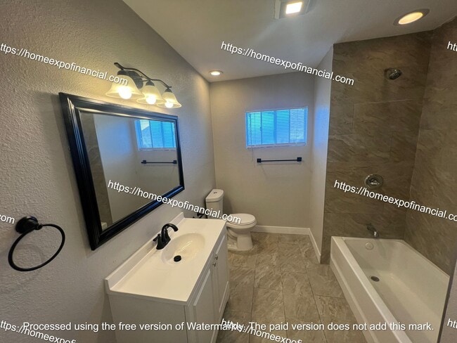 Building Photo - Nice Home For Rent