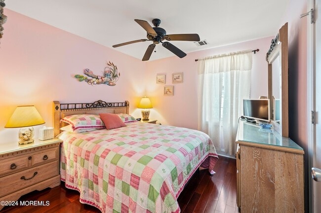 Building Photo - 204 Randall Ave