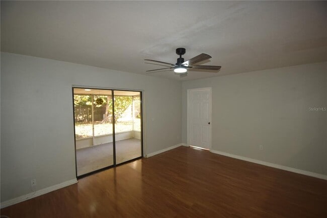 Building Photo - 2762 Gale Rose Dr