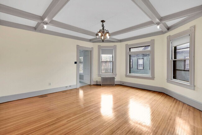 Building Photo - 65 Firglade Ave