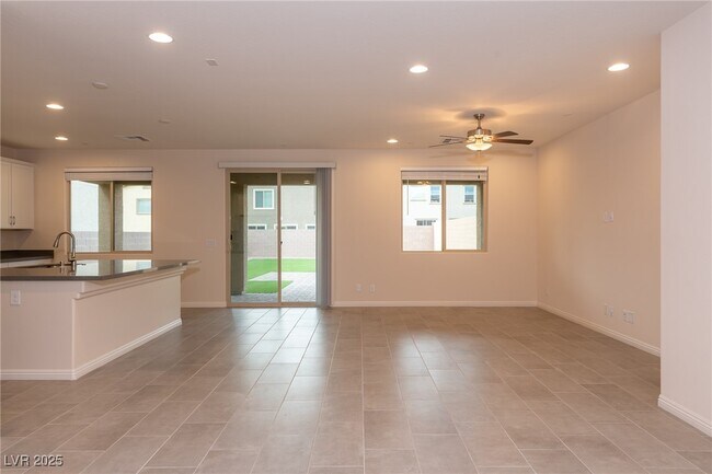 Building Photo - 2926 Caxton Grove Dr