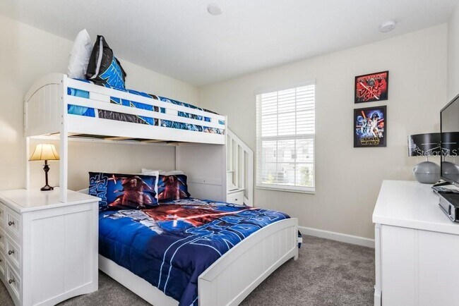 Building Photo - 1561 Flange Dr