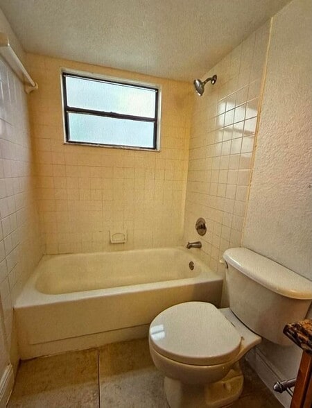 Building Photo - 1661 Balfour Point Dr