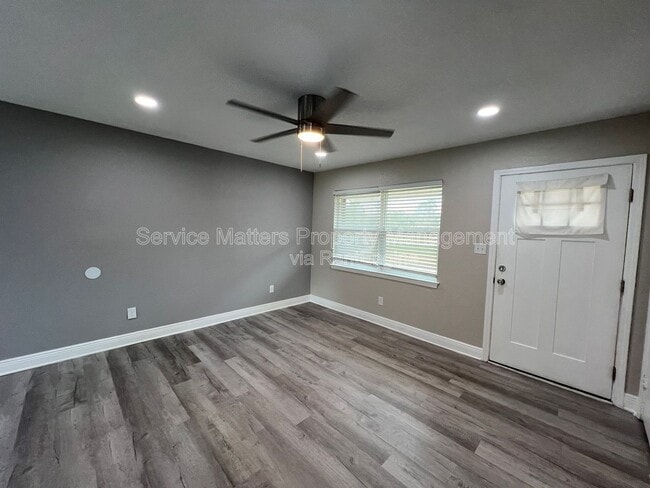 Building Photo - 3747 Berryhill Rd