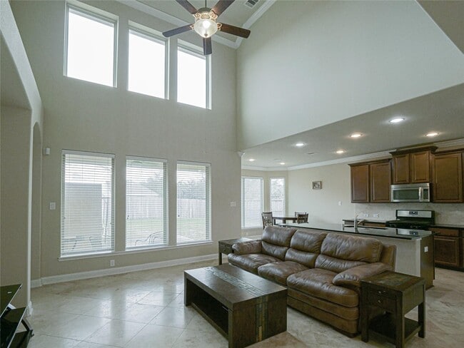 Building Photo - 2701 Camden Hills Ln