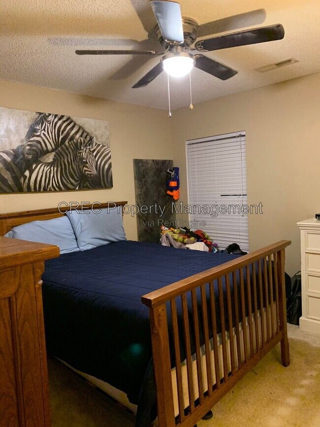 Building Photo - 5024 Holdsworth Dr