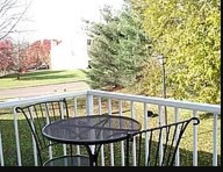 Building Photo - 314B Willow Turn