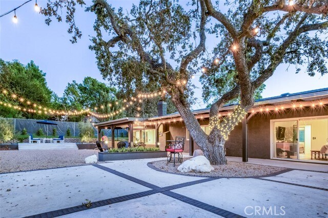 Building Photo - 954 Encino Vista Dr
