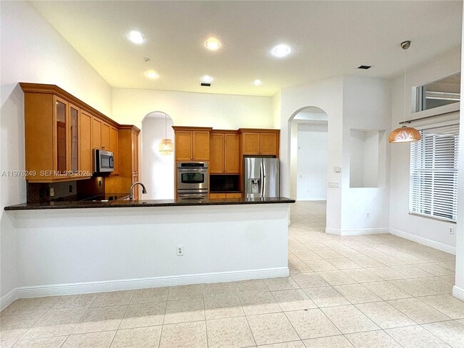 Building Photo - 4808 SW 183rd Ave