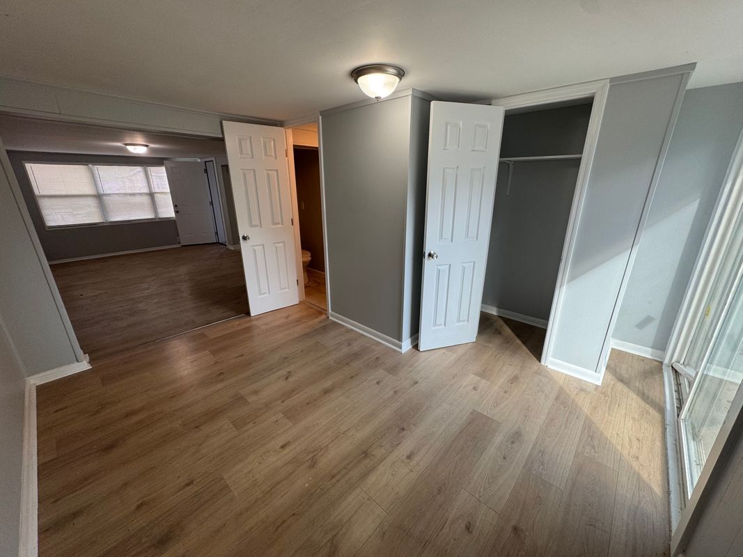 Building Photo - 3828 Rosetree Dr