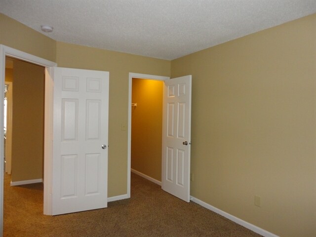 Building Photo - 15278 Fawn Meadow Dr